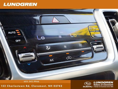 Used 2022 Kia Sorento SX image 32