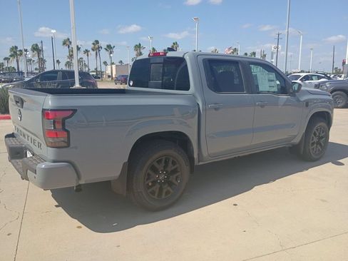 New 2026 Nissan Frontier SV w/ Tow Package RWD image 7
