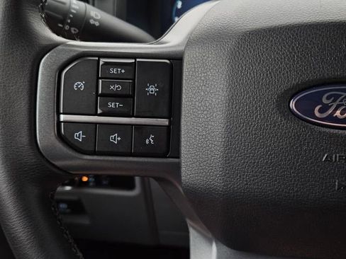 Used 2025 Ford F150 XLT w/ Equipment Group 301A Standard AWD/4WD image 26