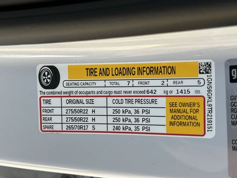 New 2026 Chevrolet Suburban High Country image 40