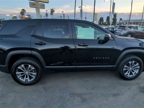 Used 2026 Chevrolet Equinox LT image 9