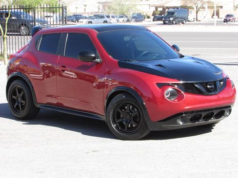 Used 2014 Nissan Juke SV w/ Navigation Package image 2