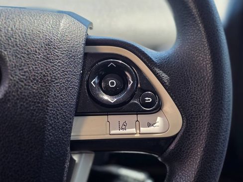 Used 2017 Toyota Prius One FWD image 30
