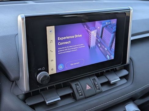 Used 2024 Toyota RAV4 XLE Premium image 23