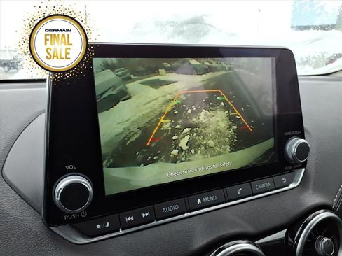 Used 2024 Nissan Sentra SV image 22