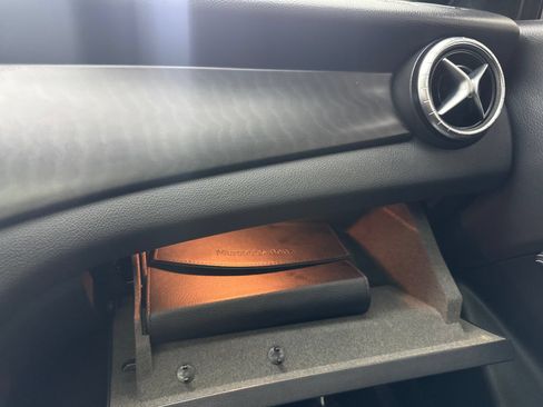 Used 2019 Mercedes-Benz CLA 250 image 32