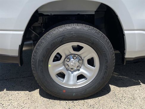 New 2025 RAM 1500 Tradesman w/ Trailer Tow Group image 32