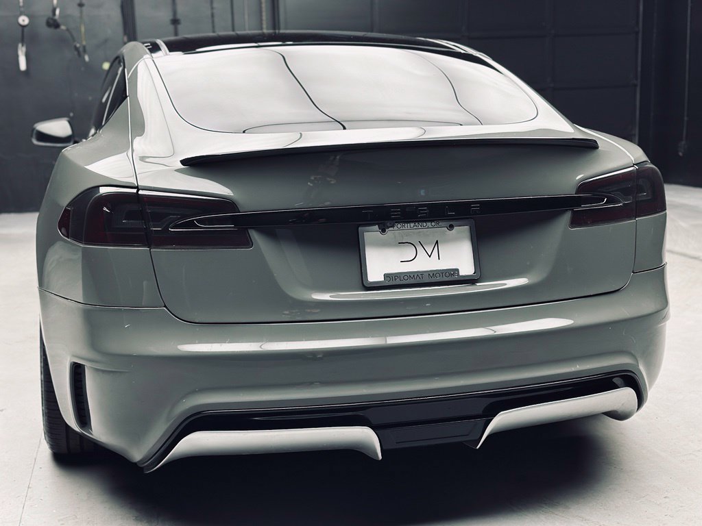 Used 2012 Tesla Model S Performance RWD image 17
