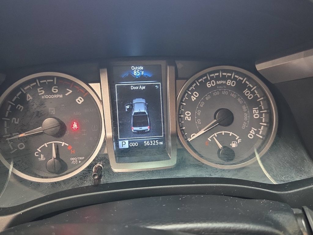Used 2023 Toyota Tacoma SR5 w/ Technology Package AWD/4WD image 2