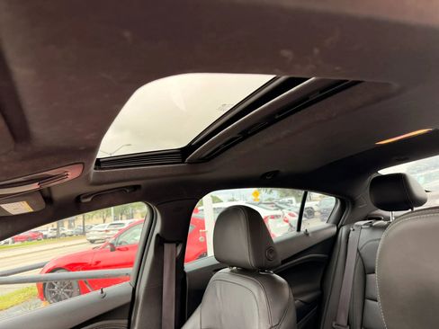 Used 2016 Chevrolet Cruze Premier image 12