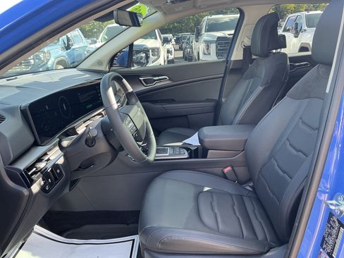 Certified 2026 Kia Sportage SX AWD/4WD image 15