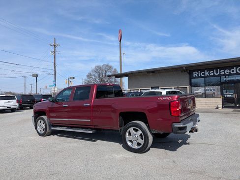 Used 2015 Chevrolet Silverado 2500 LTZ image 9