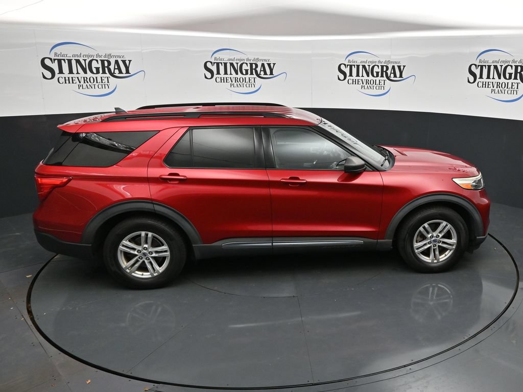 Used 2021 Ford Explorer XLT w/ Equipment Group 202A RWD image 25