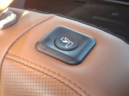 Used 2024 Kia Telluride SX Prestige X-Line image 11