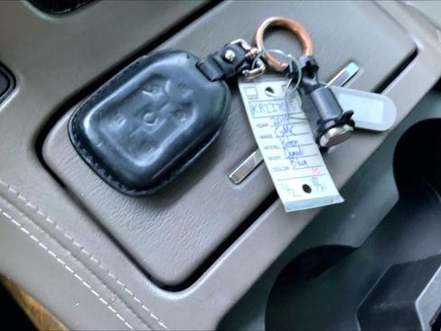 Used 2019 GMC Yukon Denali w/ Denali Ultimate Package AWD/4WD image 15