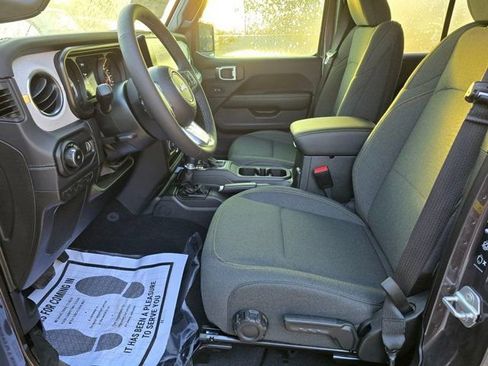 New 2025 Jeep Wrangler Unlimited Sahara w/ Safety Group AWD/4WD image 15