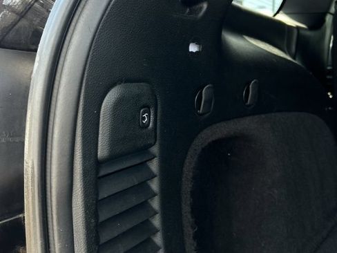 Used 2018 Jeep Grand Cherokee Altitude AWD/4WD image 10