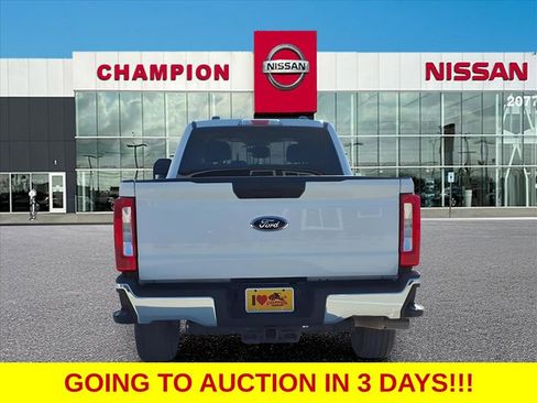 Used 2024 Ford F250 XLT image 6