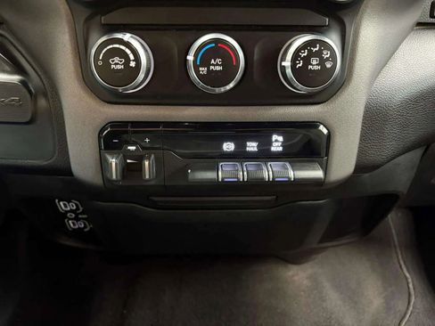 Used 2021 RAM 2500 Big Horn w/ Level 1 Equipment Group image 21