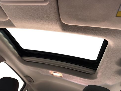 Used 2018 Honda Fit EX image 16