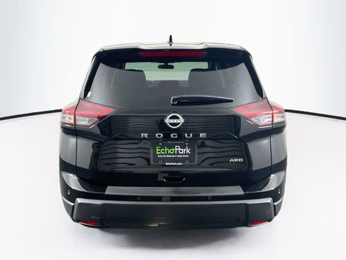 Used 2025 Nissan Rogue SV AWD/4WD image 7