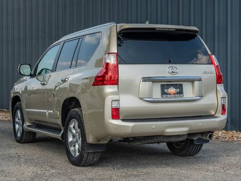Used 2011 Lexus GX 460 Premium AWD/4WD image 4