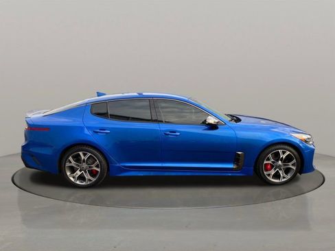 Used 2018 Kia Stinger GT image 13