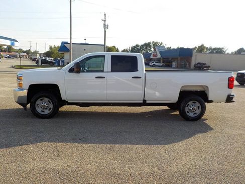 Used 2018 Chevrolet Silverado 2500 W/T w/ WT Convenience Package RWD image 2