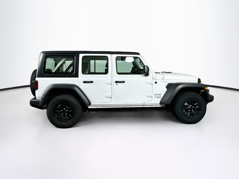 Used 2018 Jeep Wrangler Unlimited Sport AWD/4WD image 10