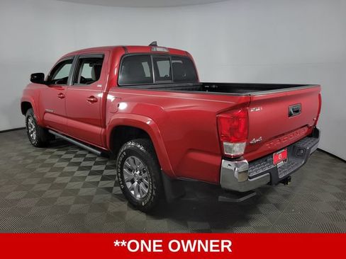 Used 2017 Toyota Tacoma SR5 w/ Tow Package AWD/4WD image 6