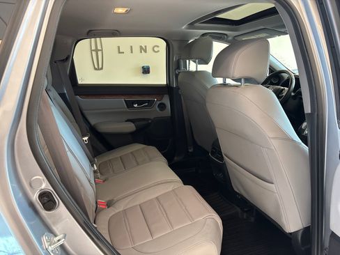 Certified 2022 Honda CR-V Touring image 9