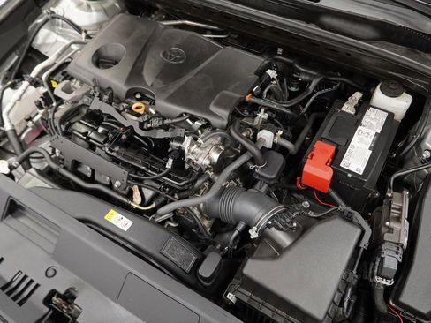 Used 2023 Toyota Camry XLE image 54