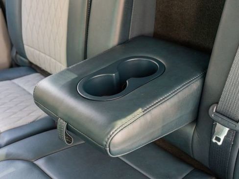 Used 2021 Ford F150 Limited image 38