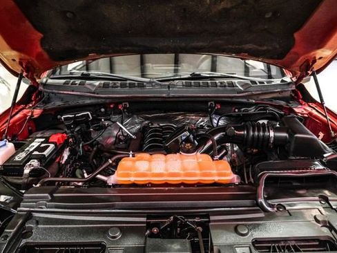 Used 2016 Ford F150 XLT w/ Equipment Group 302A Luxury image 6