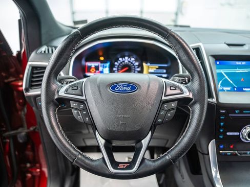 Used 2019 Ford Edge ST w/ Equipment Group 401A AWD/4WD image 30
