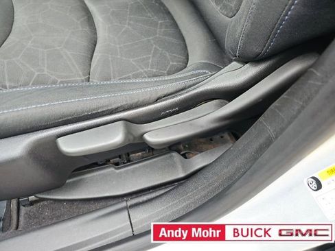 Used 2017 Chevrolet Volt LT image 33