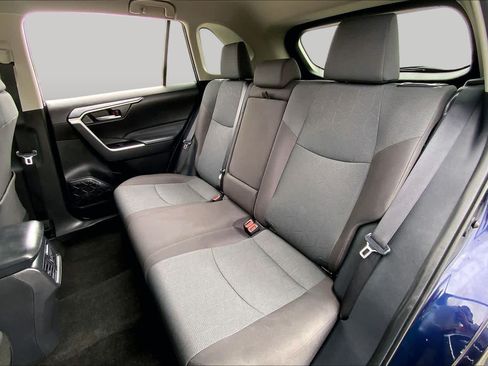 Used 2025 Toyota RAV4 XLE FWD image 20