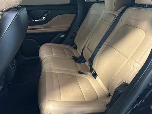 Used 2021 Lincoln Corsair Reserve AWD/4WD image 24