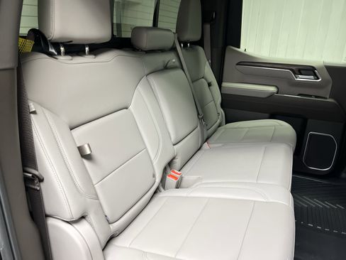 Used 2024 GMC Sierra 1500 SLT w/ SLT Premium Plus Package image 88