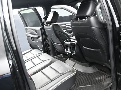 Used 2022 RAM 1500 Laramie w/ Sport Appearance Package image 20