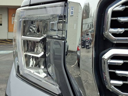 Used 2019 GMC Sierra 1500 Denali w/ Denali Ultimate Package image 9