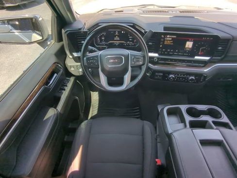 Used 2023 GMC Sierra 1500 SLE w/ X31 Off-Road Package image 19