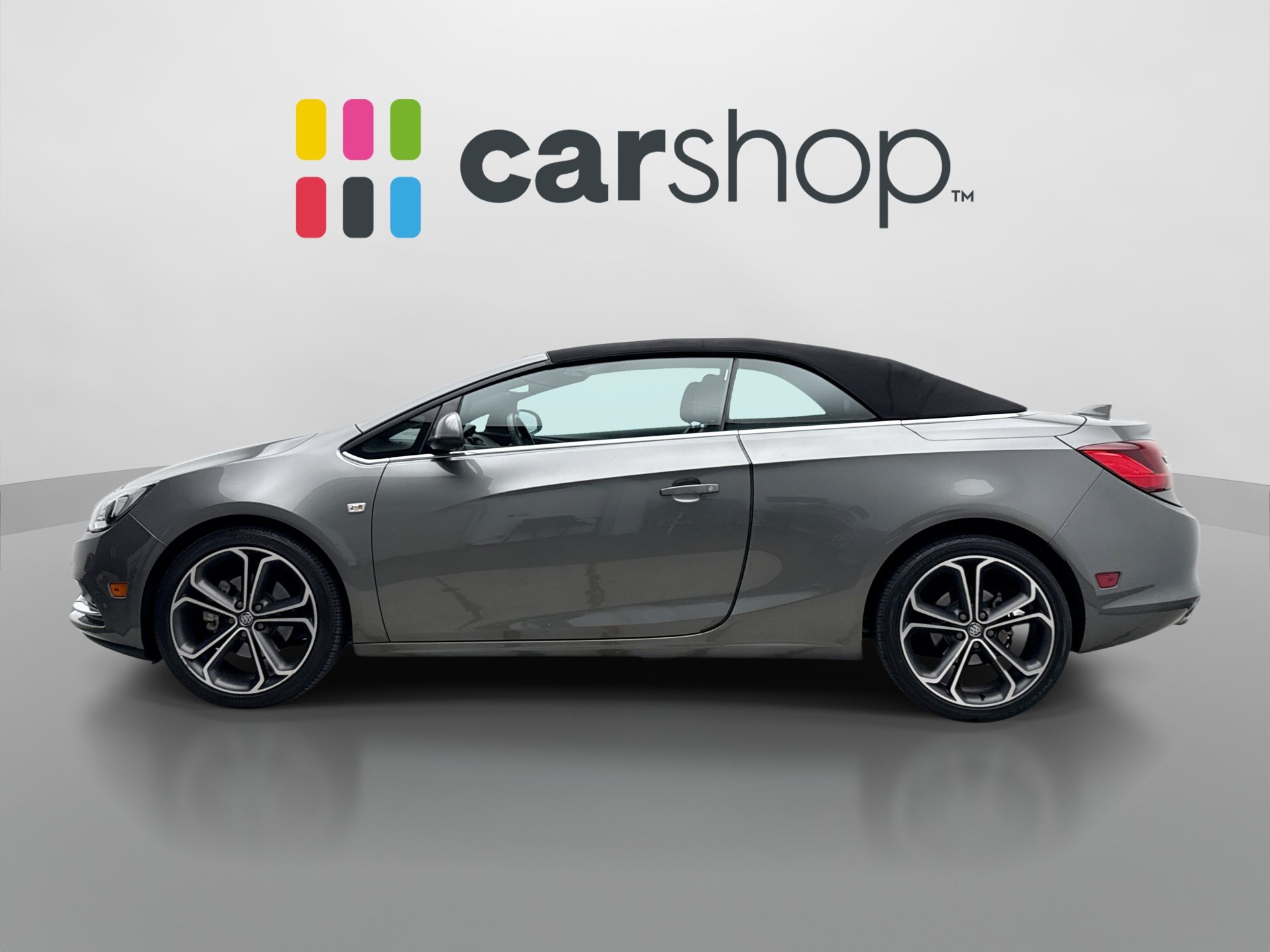 Used 2019 Buick Cascada Premium FWD image 2