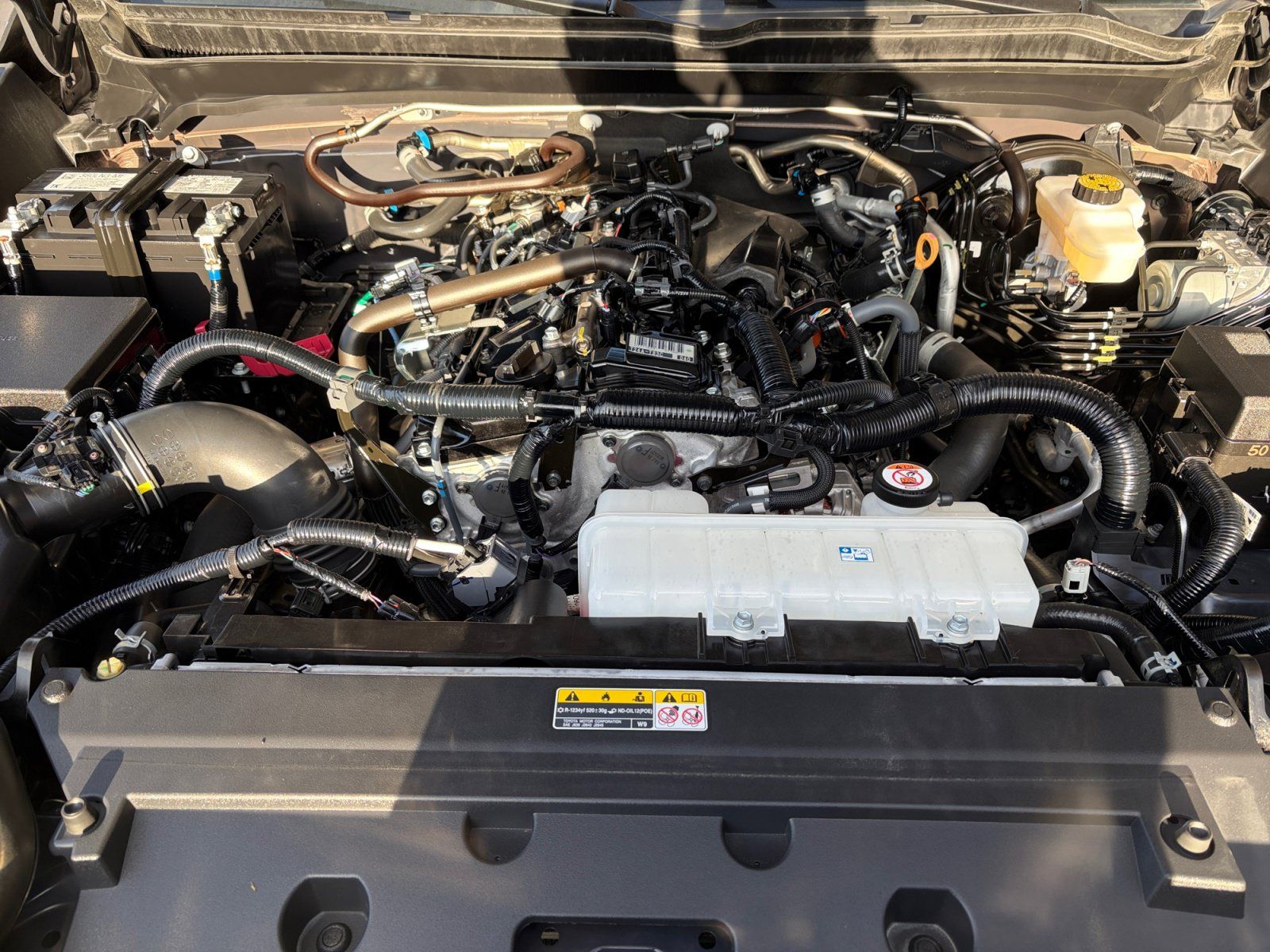 Used 2025 Toyota Tacoma SR5 AWD/4WD image 30