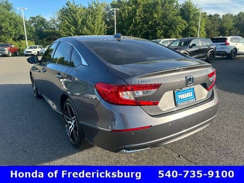 Used 2022 Honda Accord Touring image 3