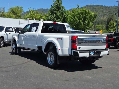 Used 2023 Ford F450 Limited w/ FX4 Off-Road Package AWD/4WD image 12