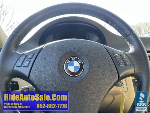 Used 2011 BMW 328i xDrive Sedan image 18