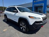 Used 2016 Jeep Cherokee Trailhawk w/ Cold Weather Group image 4