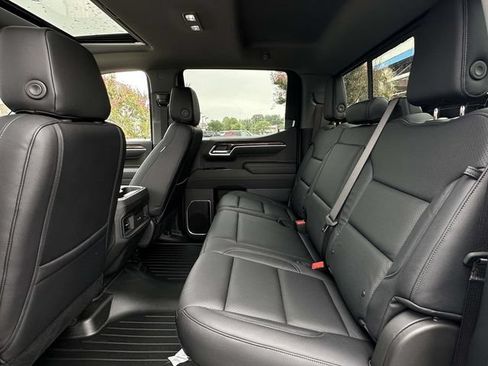 New 2026 Chevrolet Silverado 1500 RST AWD/4WD image 17