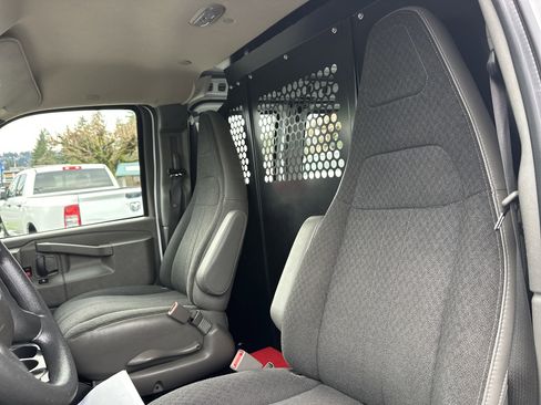 Used 2024 Chevrolet Express 2500 Work Van w/ Driver Convenience Package image 11
